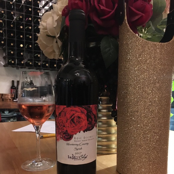 Meet your Posher, Meredith - Picture 3 of 3